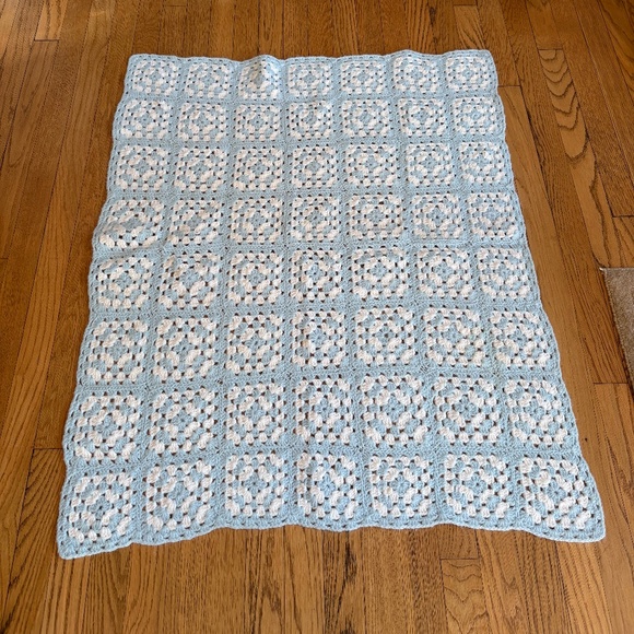 Blue and White Granny Square Baby Blanket - Picture 1 of 1